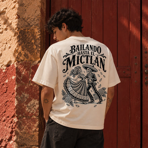 BAILANDO HASTA EL MICTLÁN